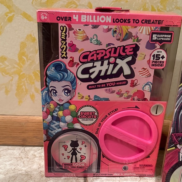 Capsule Chix set - Picture 4 of 6